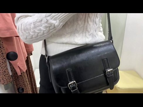 ❤️ Masturbation publique de la jeune salope FeralBerry avec un gode dans la cabine d'essayage Salopes  at us fr.virtsextor.ru  ❤