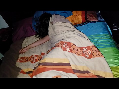 ❤️ Beau-fils réprimandant sa jeune belle-mère pendant qu'elle dort. Salopes  at us fr.virtsextor.ru  ❤